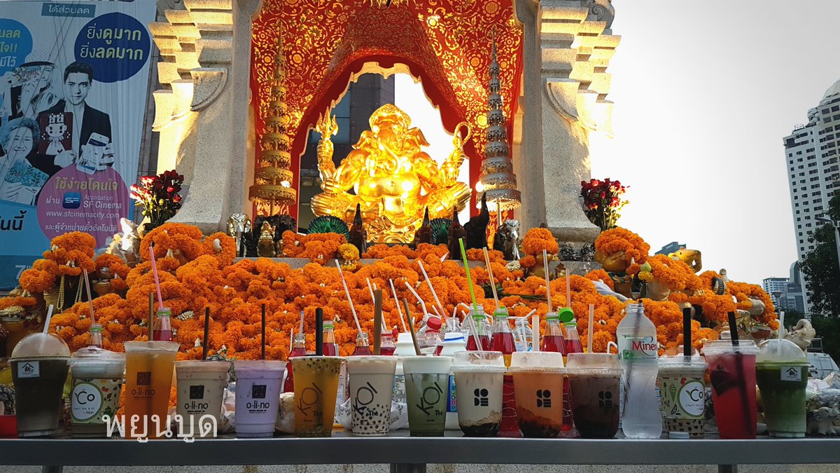 Payunbud's tweet photo. มุงงงง  ศูนย์พระพิฆเนศสาขาCTWบริการดีนะแกร   ตอนแรกชั้นเปิดโปรไหว้ด้วยชาไข่มุกแก้วเดียว  เดี๋ยวโปรเหมาๆ จ่ายแพงแต่ดียยย์ 

ข้อเสีย ศูนย์นี้ขอผลัวไม่ค่อยล่าย
.... แต่มู "บัตรคอนผัวมโน" ได้จร้า เน้นฟังชั่นงาน สอบ บันเทิง และ ผัวมโน!!

......ไม่ค่อยรองรับไลน์ และทินเดอร์ https://t.co/DaMv0KHTC2