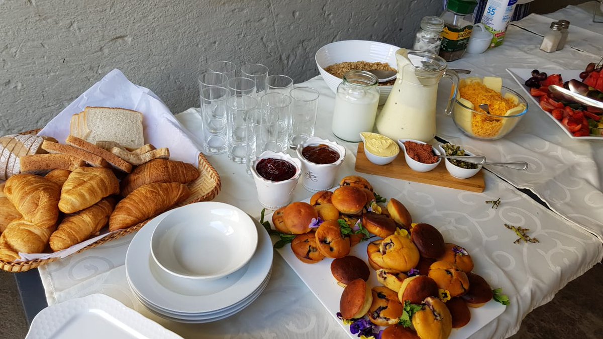 Infusions12's tweet photo. Corporate breakfast we did earlier on for @Quizzical_P thank you for choosing us. ##corporatefunction #infused_table #infusions #Goodfood #onsiteculinaryexperts https://t.co/XBVBMuIDG2