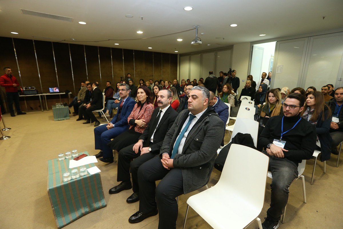 Belediyemiz ve Gaziantep İl Milli Eğitim Müdürlüğü iş birliğinde öğretmenler için düzenlenen “Astronomi Eğitmen Eğitimi” başladı. 

Detaylı bilgi 👉 gaziantep.bel.tr/haber/buyukseh…