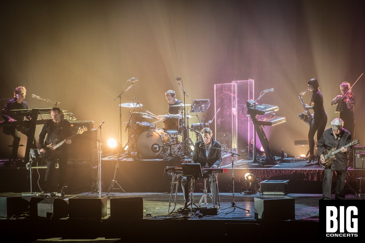MobileMediaMob's tweet photo. Capturing this suave singer live on stage for @bigconcerts was easy - he literally exudes coolness! Ladies and Gents - @BryanFerry
Read the Case Study - link in bio
#BryanFerry #LiveMusic #ActionPhotography #EventPhotography #BigConcerts #MMMob #MobileMediaMob https://t.co/RioQI4i683