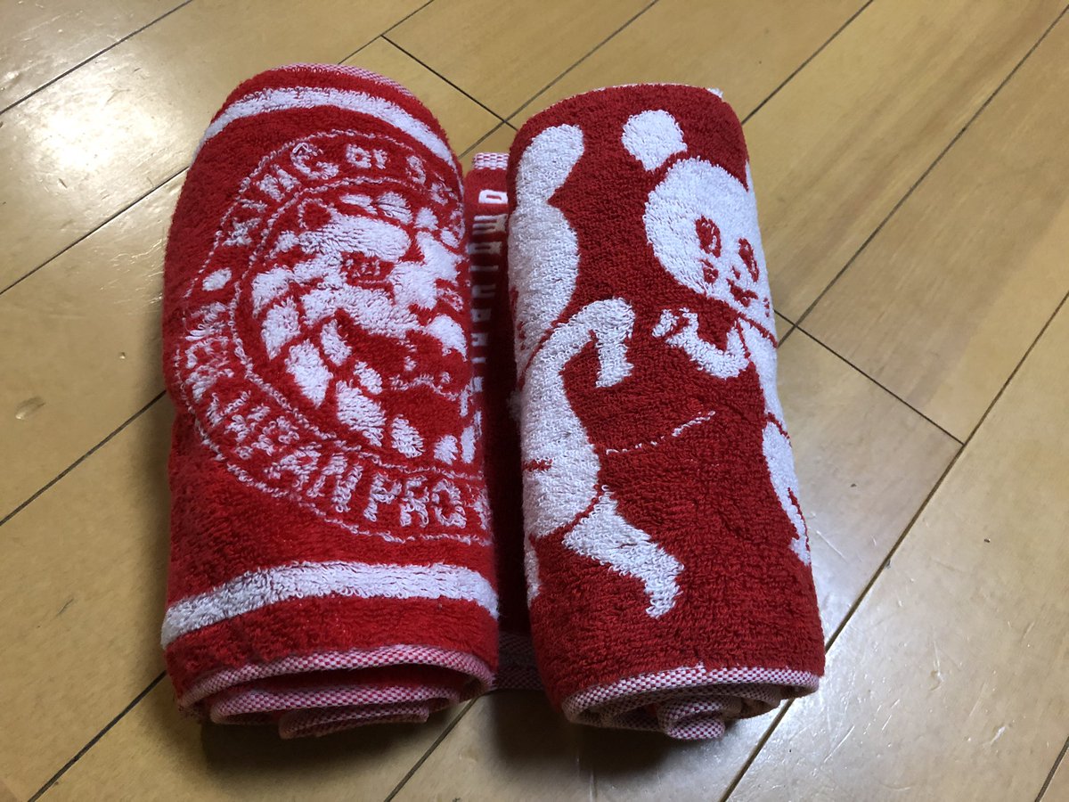 keni556's tweet photo. キュウソネコカミと新日本プロレスのファンに我の過ちを糧に失敗をしないで欲しい。

【タオルは間違えて会場に持って行ってはならない】

これが守れなかったら…いじられるので注意です🥺🥺 https://t.co/sekirfe4BB