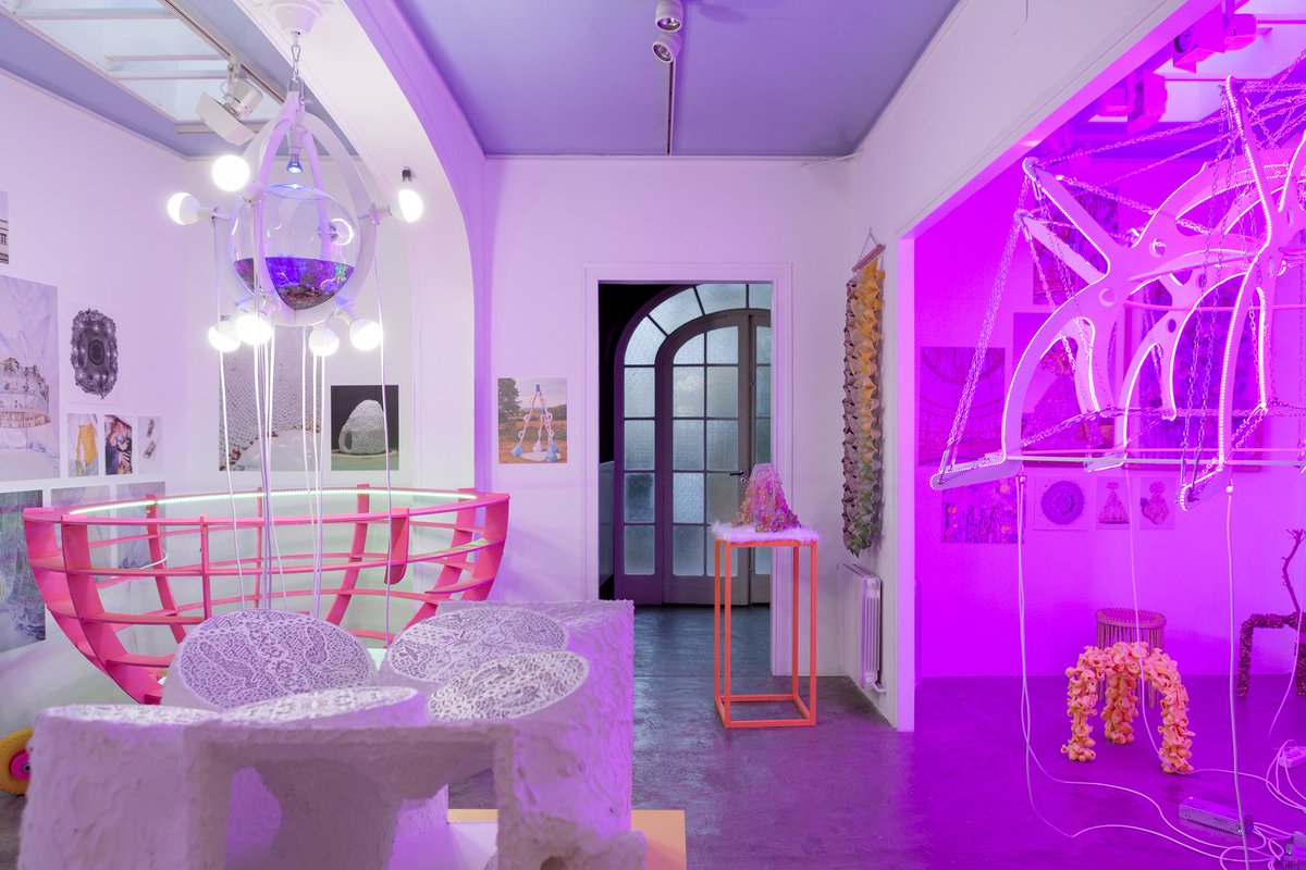 AVUI / HOY / TODAY
Dijous 13 a les 19h. 
Taula rodona: TAKK 'Material Assemblies' amb Jordi Costa, José María Torres Nadal, Sara González deUbieta i TAKK. 
Parlarem d' #Arquitectura  #ecologia  i #feminisme , atenent al pensament crític contemporani.