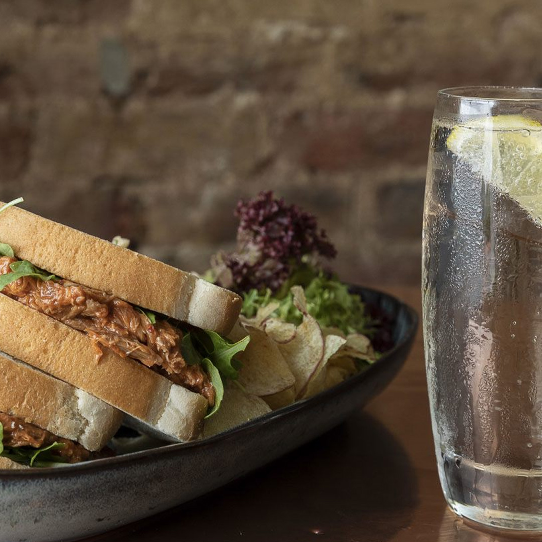 What are your lunch plans today? Celebrate the start of the weekend with a cheeky lunch at The Swan and enjoy a delicious light bite from our sandwich menu 🥪