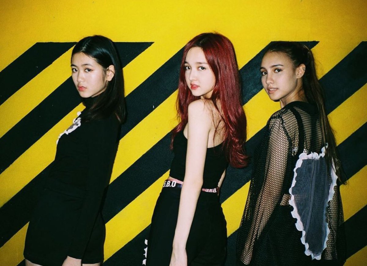 THAI_TPOP's tweet photo. #GirlGroupTPOP ep.1

- #ffk 
- #JNP 
- #Hi_U
- #Sissygirlgroup 

#TPOP 
#GGTPOP https://t.co/hBgdueX3P5