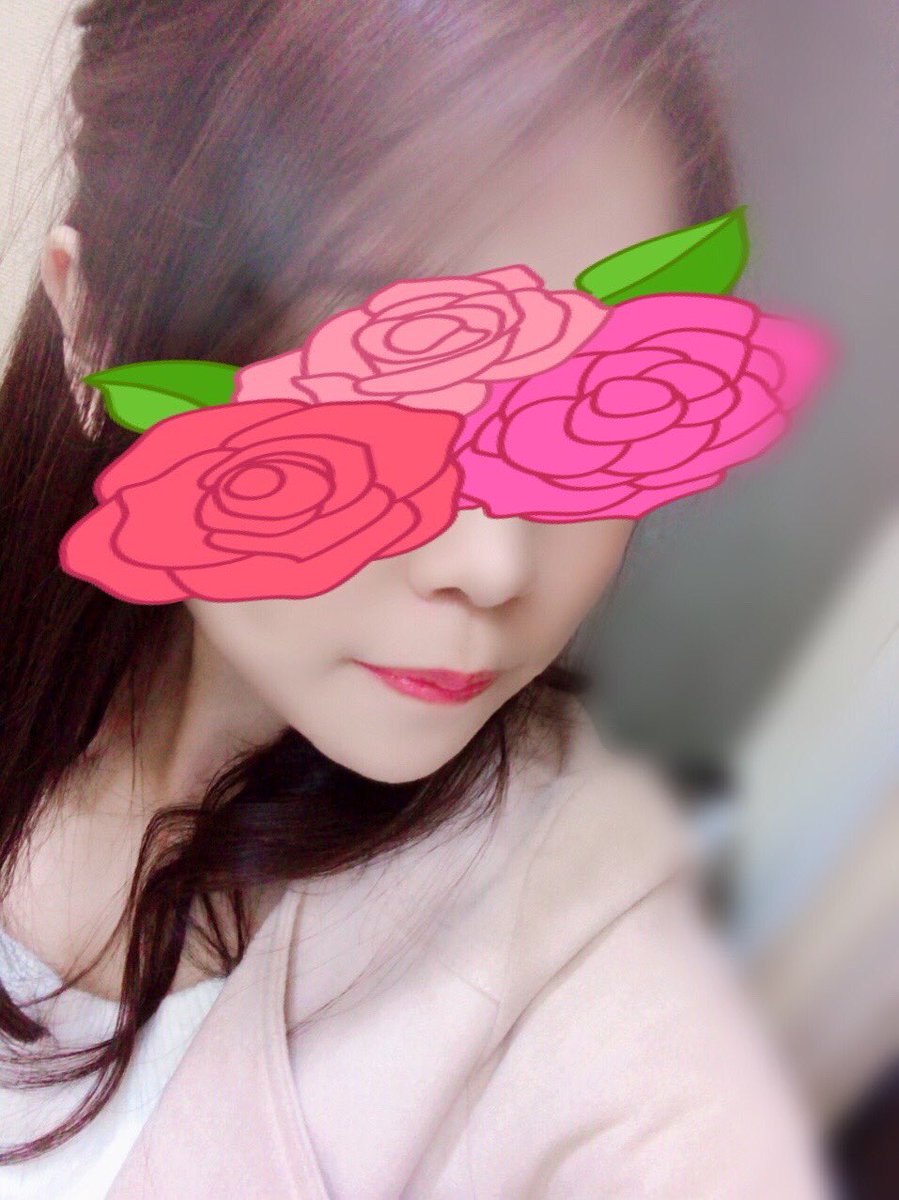 ご飯行ってきまぁす♬︎♡
良い子なので
24時には帰ります( *¯ ꒳¯*)

明日は11時から出勤〜
紳士様〜💕助けてくれたら嬉しいです❤️