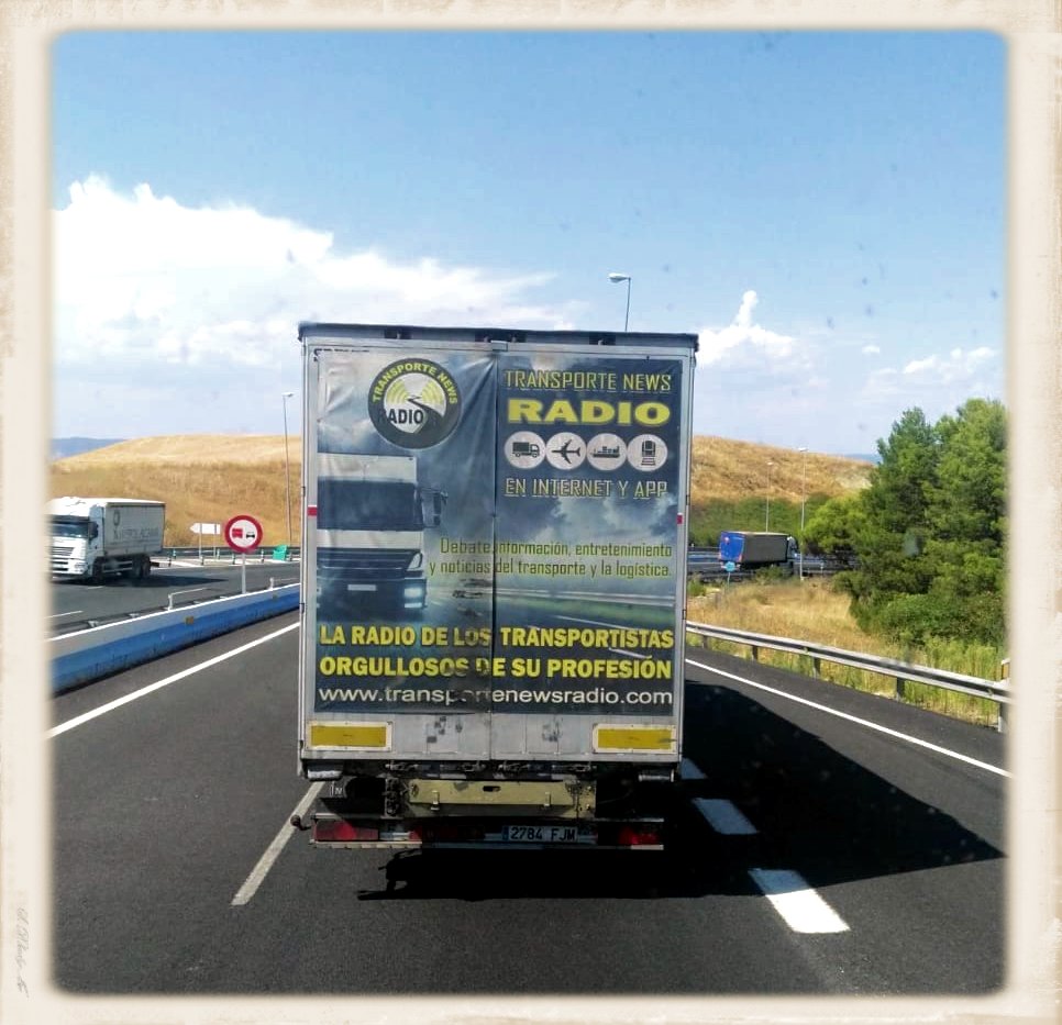 📻 En el #DiaMundialDeLaRadio queremos agradecer el apoyo y reconocimiento que siempre nos habéis transmitido desde el sector del #transporte y la #logística.
