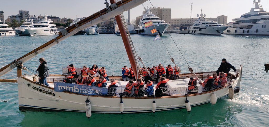 escolabogatell's tweet photo. 5è. Avui hem vingut al @MuseuMaritim de Barcelona a conèixer el port comercial. https://t.co/NGHCsEaYZe