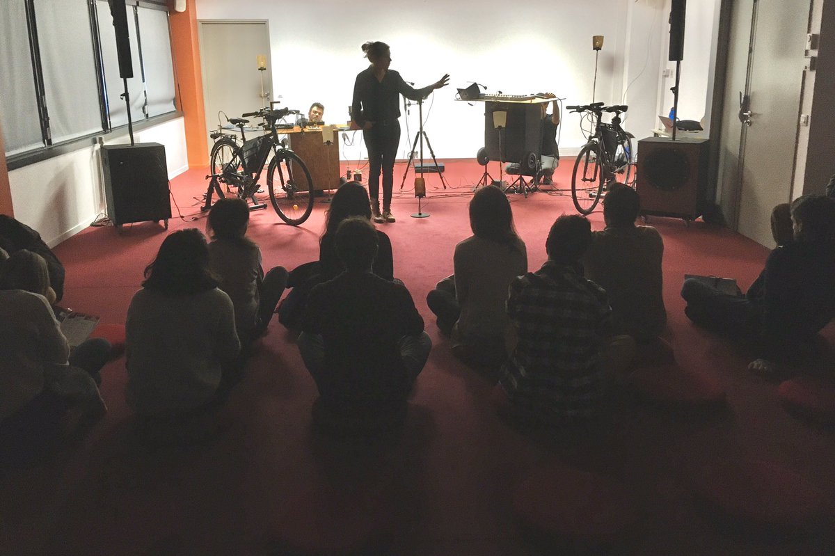 🚲💡📽🎤
.
Venez decouvrir l’univers d’ONIRI 2070 et les enjeux energetiques liés au spectacle sur le salon EXPERIMENTA jusqu’a samedi!
.
<a href="/hexagone_meylan/">HEXAGONE MEYLAN</a> <a href="/AtelierArtSci/">Atelier ArtsSciences</a> #xpa20 #organicoechestra #oniri2070 #lowtech #sobrieteenergetique 
.