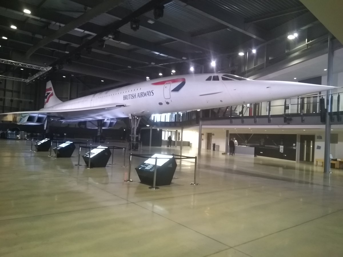 SharpTappinTech's tweet photo. We're at #SAMPE UK at @BristolAero today, running cutting demos on our Compcut 200. Stop by our stand to see our machine in action! #composites #engineering #concorde https://t.co/zNYBHwMCI2