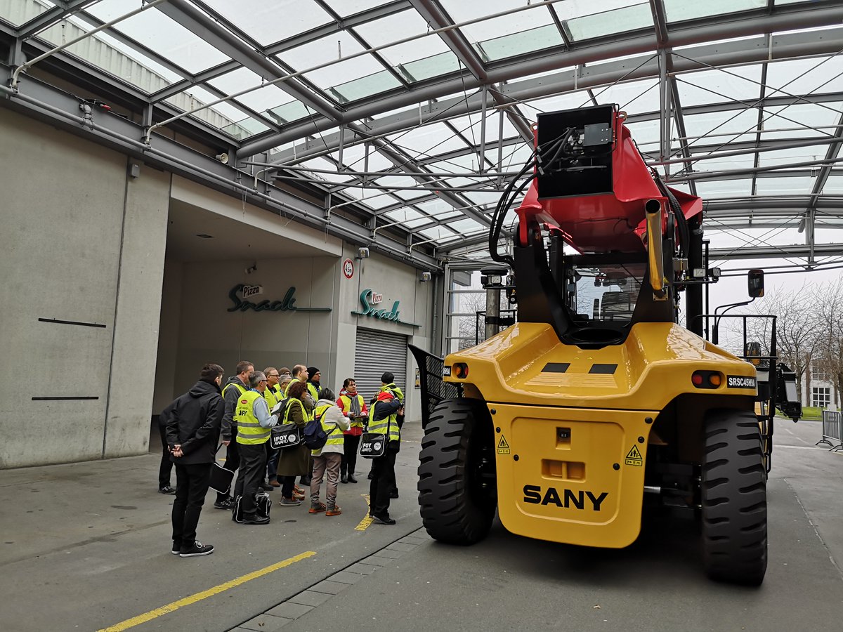 IFOY_AWARD's tweet image. Our international 27-member #IFOY jury is in full swing. In addition to several jury sessions, the IFOY TEST DAYS are an opportunity to get an overview of the nominated vehicles and solutions and to proactively test them in Hannover #ifoyaward #ifoyrocks #hm2020