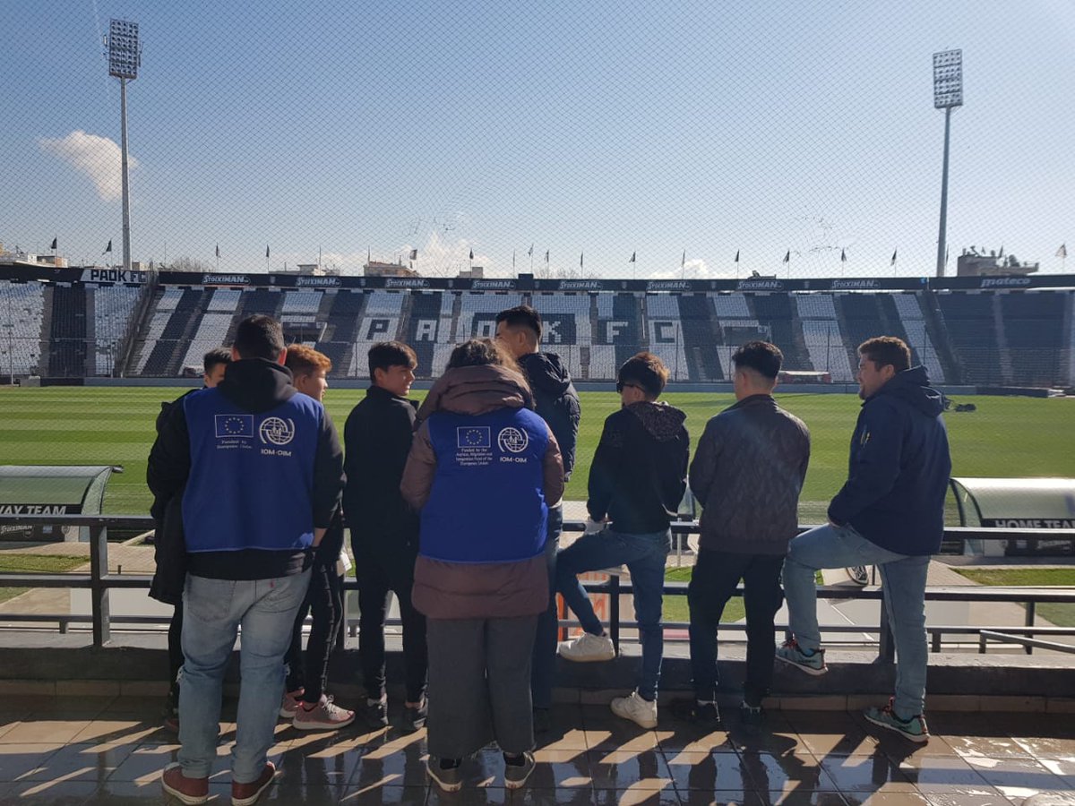 PAOK_FC's tweet photo. Refugee kids from Afganistan visiting Toumba Sradium with the support of International Organization for Migration #PAOK #MoreThanFootball #PAOKaction https://t.co/WiHlvhKi0P