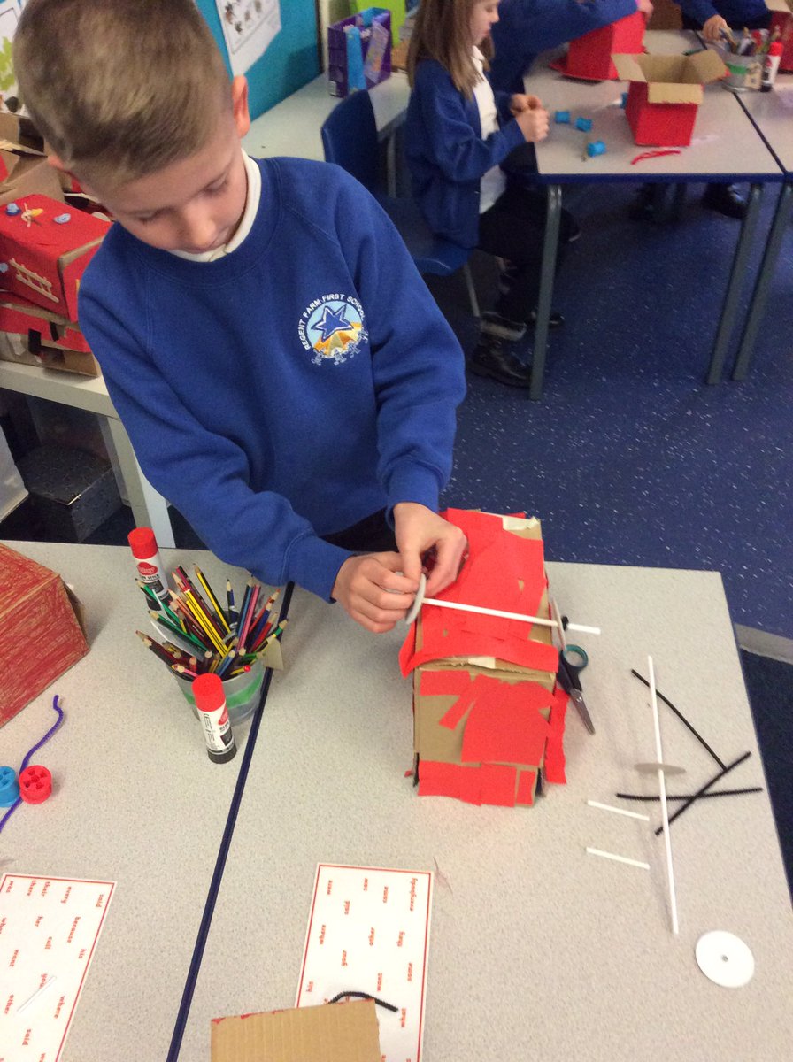 RegentFarmFirst's tweet photo. Time for wheels and axels...then doors and windows! The Turtles are being so creative when troubleshooting problems! Definitely engineers in the making! 🚒 https://t.co/ndFokyyZS5
