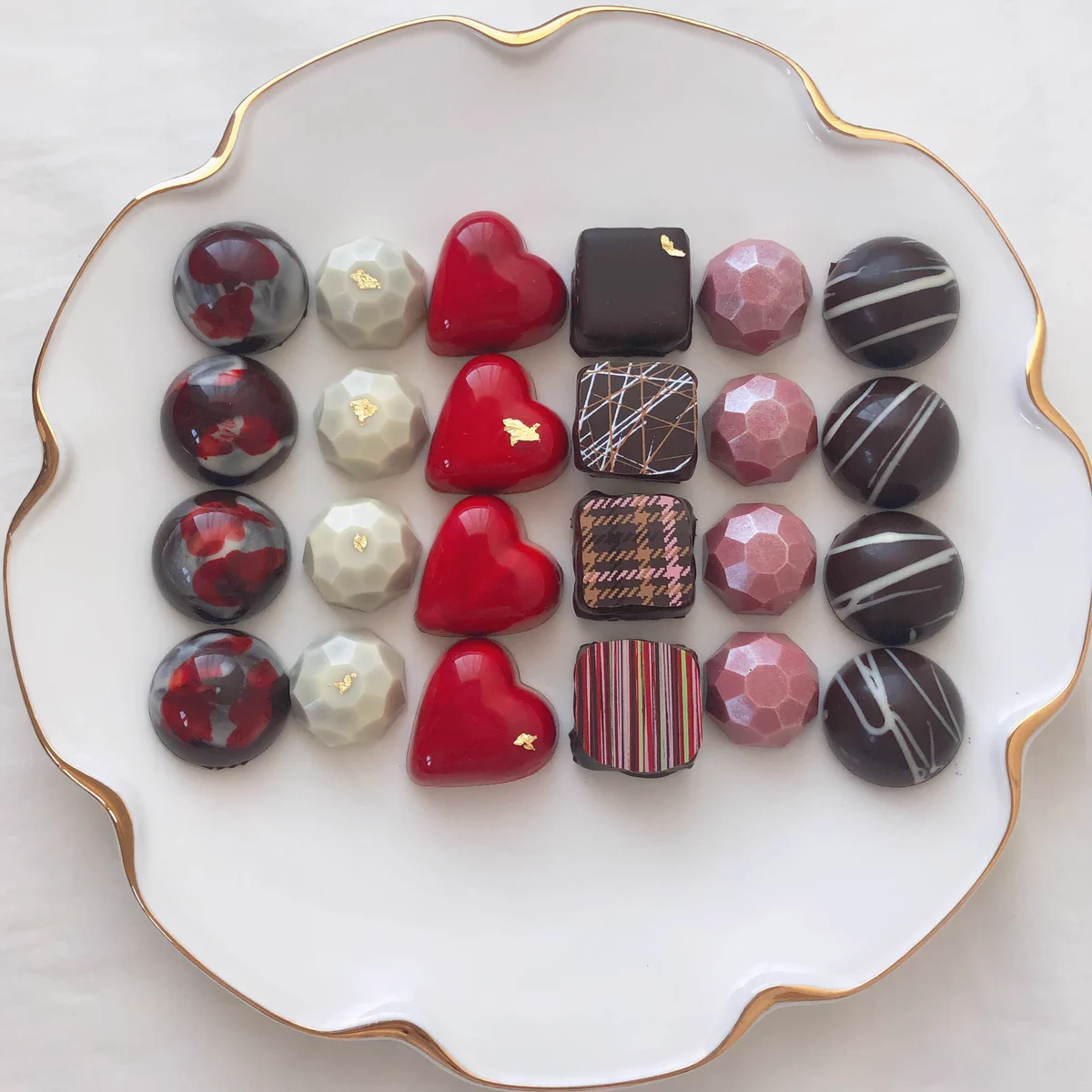 本命チョコでもおかしくない？21歳彼氏なし女子学生が作ったバレンタインチョコが凄すぎるwww