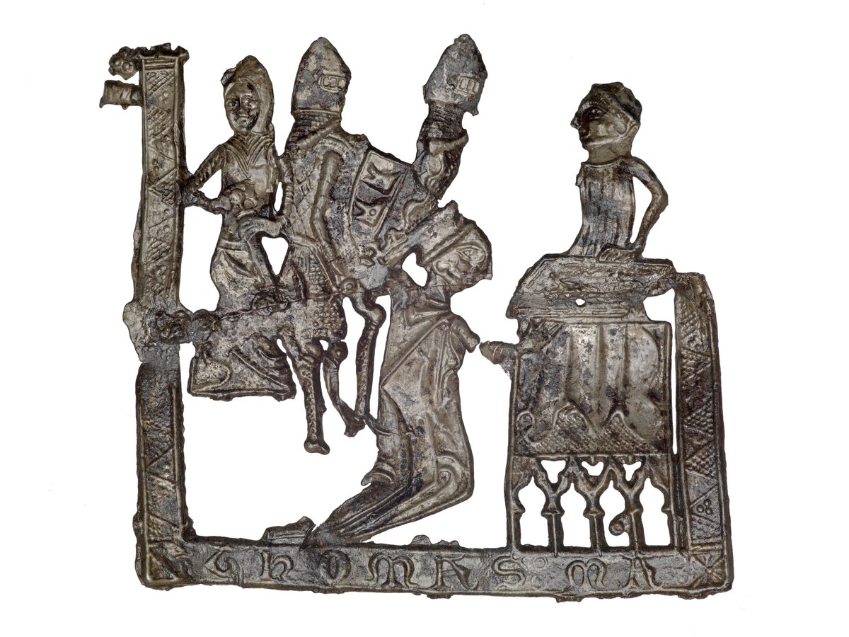 For over 300 years, Londoners would flock to the shrine of Thomas Becket, often returning with a pewter badge as a keepsake. 

Now we're illustrating Becket's extraordinary life through our collection of pilgrim badges in a new #Becket2020 display. bit.ly/2SiVZZT