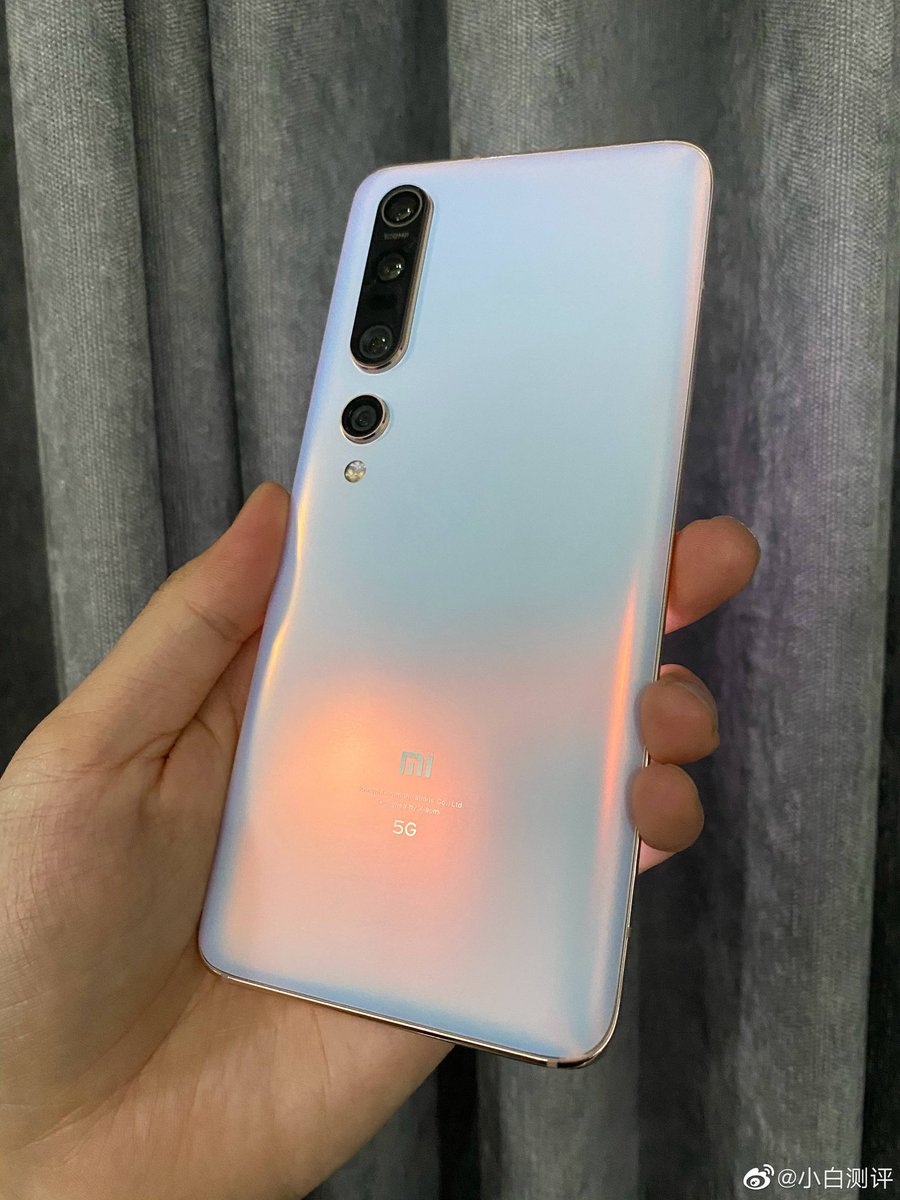 Monu19804514's tweet photo. Xiaomi m10pro pics 12 + 512 gb😲😲
#xiaomimi10pro
#mi108
@stufflistings
@I_Leak_VN
@UniverseIce https://t.co/YT8iHzX8EO