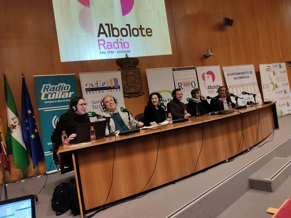 ❤Profesionales de la provincia granadina unidos por el #DiaRadioAndalucia #SomosLaRadioLocal 📻