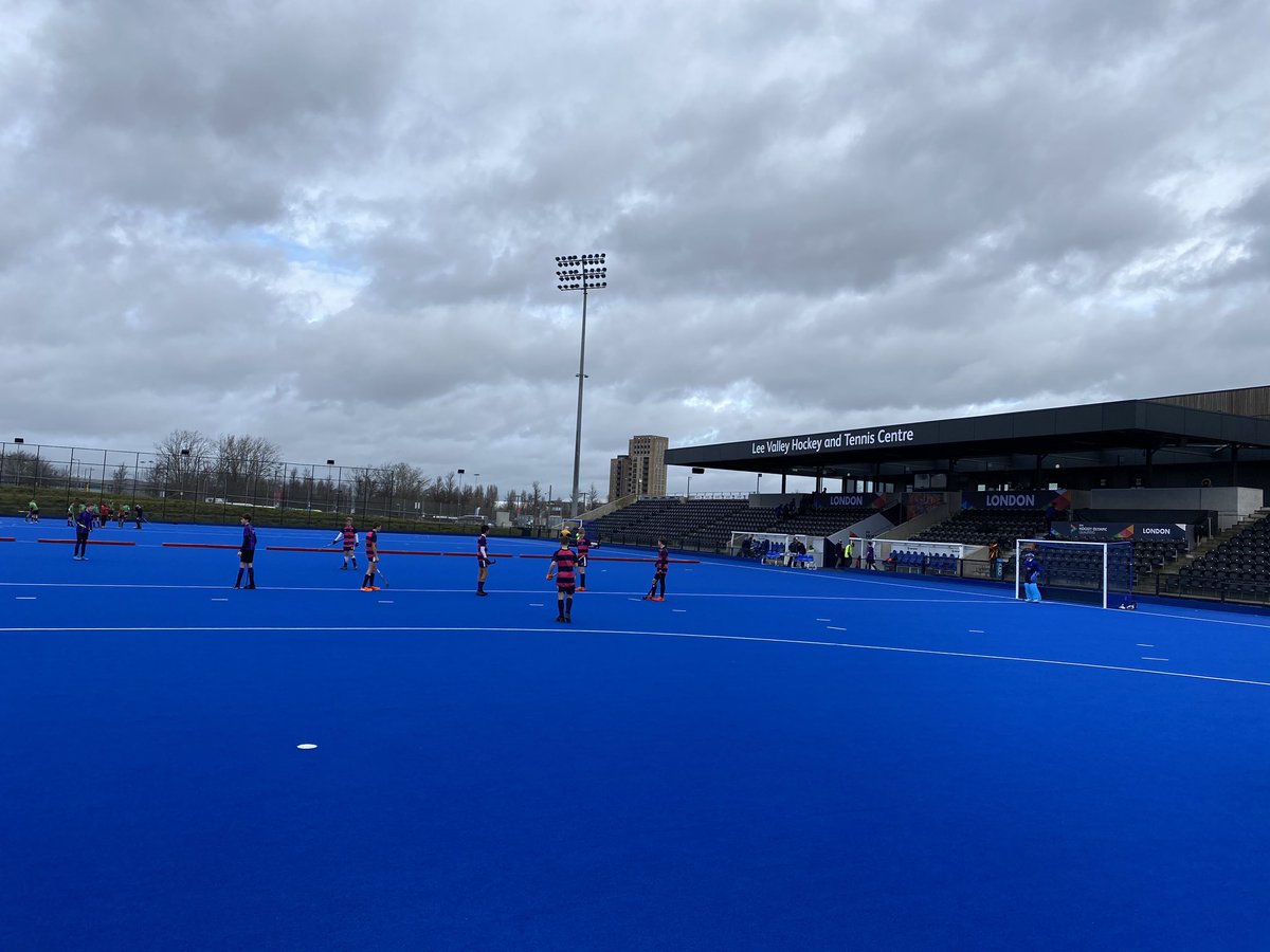 First game here at the U15s <a href="/ISAsportUK/">ISA Sport</a> hockey. Good 4-0 win to start the day.