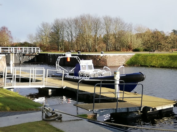 cruiselochness's tweet photo. Some more shots of our new RIB at Dochgarroch yesterday 🛥 Big thanks to Michael Lynch on Facebook for sharing these with us #CruiseLochNess #NessQuest https://t.co/DW8GslVkXL