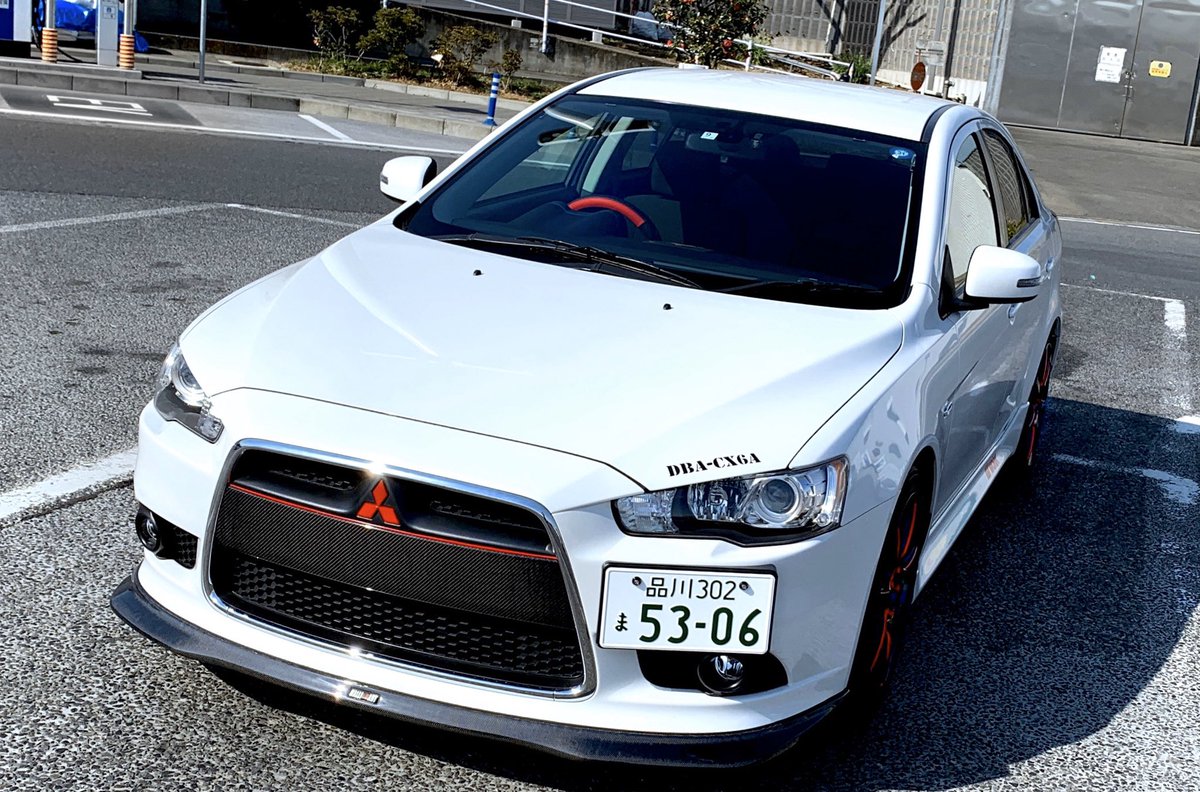 Nao M En Twitter 全日本白の車はかっこいい選手権 クルマとパンツは白が至高