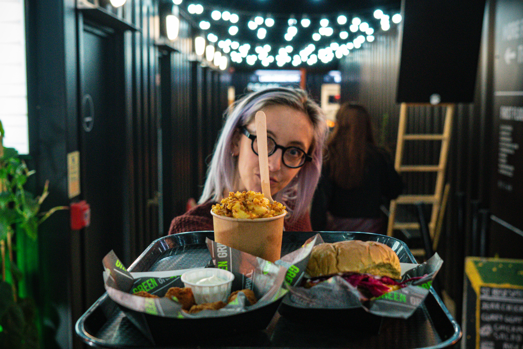 What a ruddy BRILL end to our #GreenGrillLive series (for now) 😉

⚠️ We need YOUR HELP to decide the next #vegan topics. Let us know below!

Check out some of the pictures from last night at our 🤩 'Doing It For The Gram; Not Always Pics &amp; Giggles' 🤩 on #influencer #marketing.