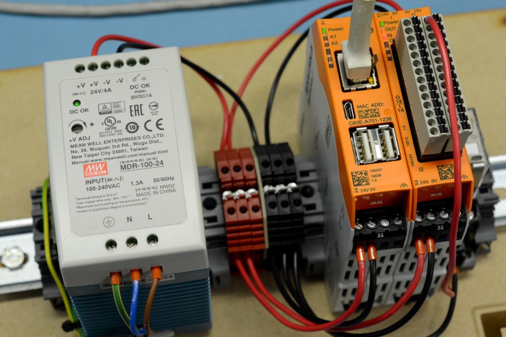 RSDesignSpark's tweet image. Getting Started with the Versatile Revolution Pi Modular Industrial Platform rs-online.com/designspark/ge… #RaspberryPi #RevPi