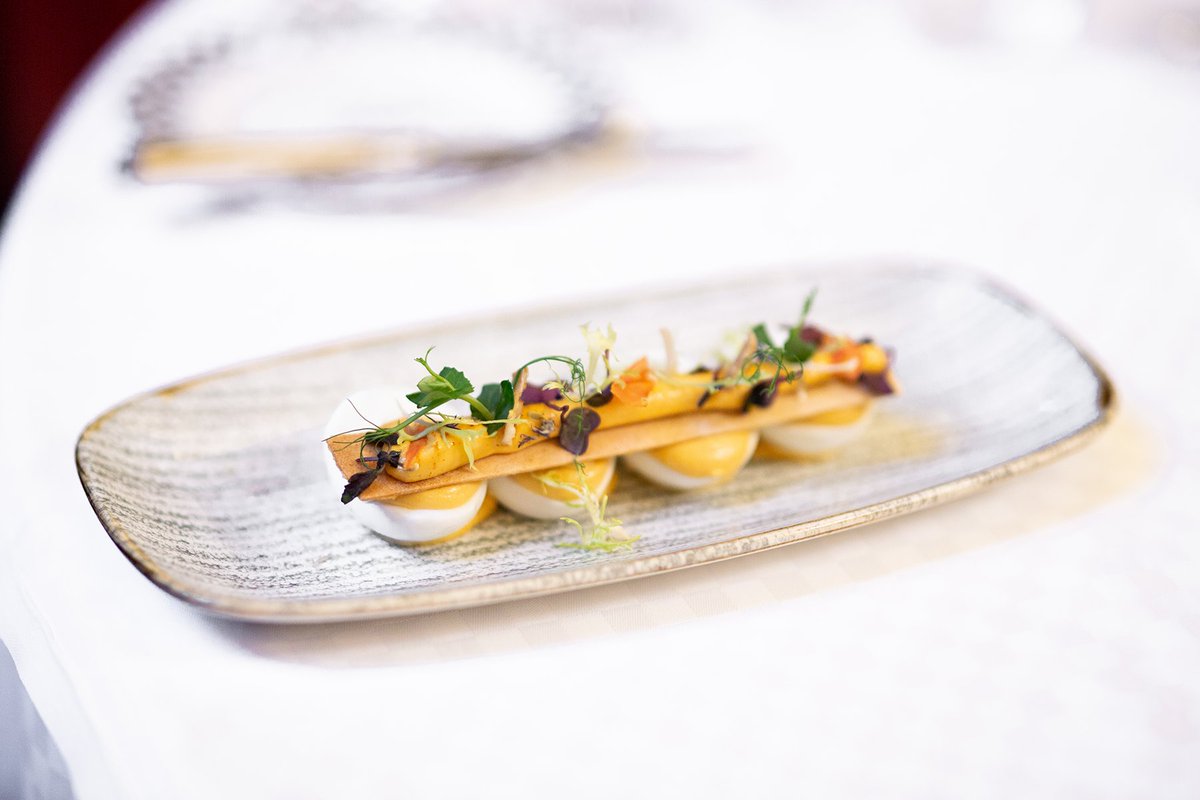 From kitchen to table, our talented team will look after you on every step of your culinary journey at Simpson's in the Strand. We invite you to join us this February to experience our delicious Bill of Fare. #SimpsonsintheStrand #BillofFare ow.ly/Elzv50ycYAa