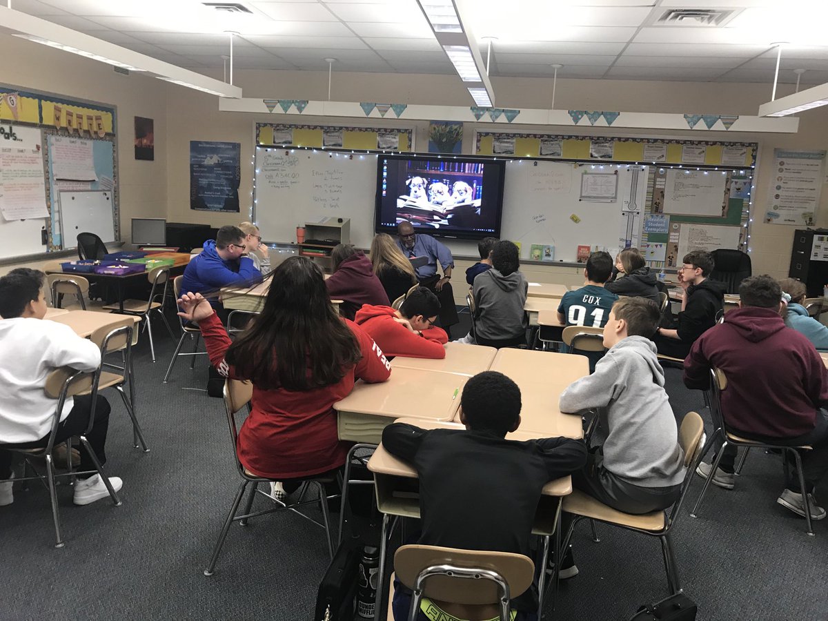 MrsReilly's tweet image. The kids really looked forward to having a reader come in today for African American Read In day! ⁦@downbywords⁩ ⁦@natoyadcoleman⁩ ⁦@MissKortonick⁩ #loganproud #becauseofloganteachers