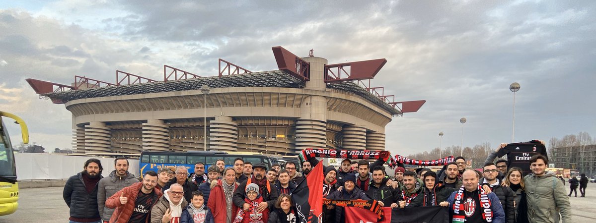 RinghiodAbruzzo's tweet photo. ❤️🖤 Anche oggi, come sempre... 🖤❤️
#MilanJuve #ringhiodabruzzo #ininterrottamente #lottoperte https://t.co/n2ILw7zUYr