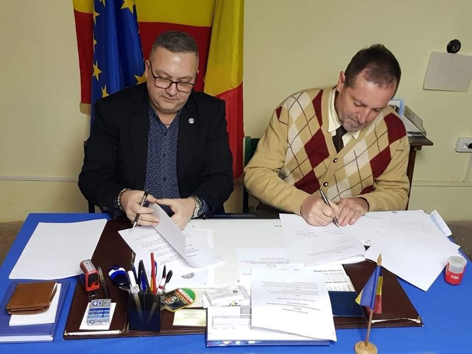 Ancmrr Mai Timis Ancmrrmai Twitter