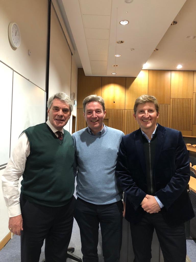 Delighted and privileged to return to my old AlmaMater today to give a guest lecture to <a href="/UCDMedicine/">UCD Medicine</a> Students on the importance of selfcare and lifestyle as medicine. So important to highlight these issues given the prevalence of #burnout in the medical (and other) professions.