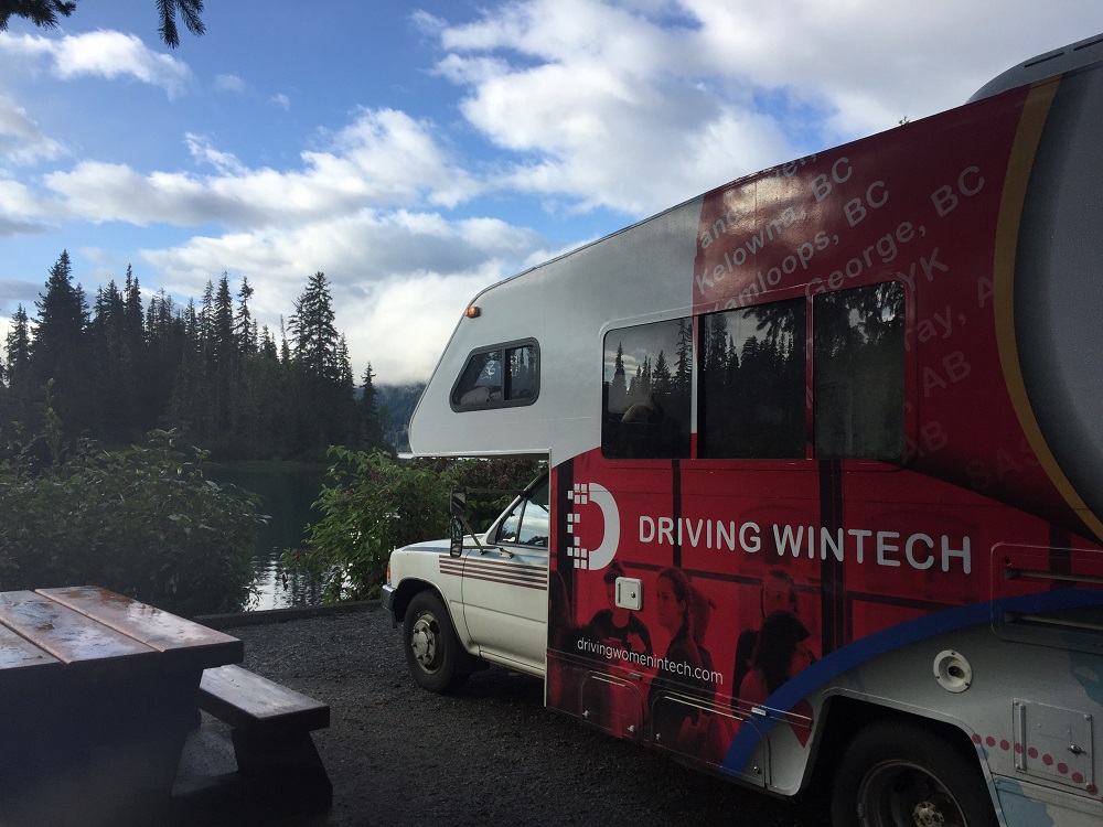 WiTWorld_'s tweet image. Who remembers this beast? #DrivingWinTech #ThrowbackThursday #WiTWorld