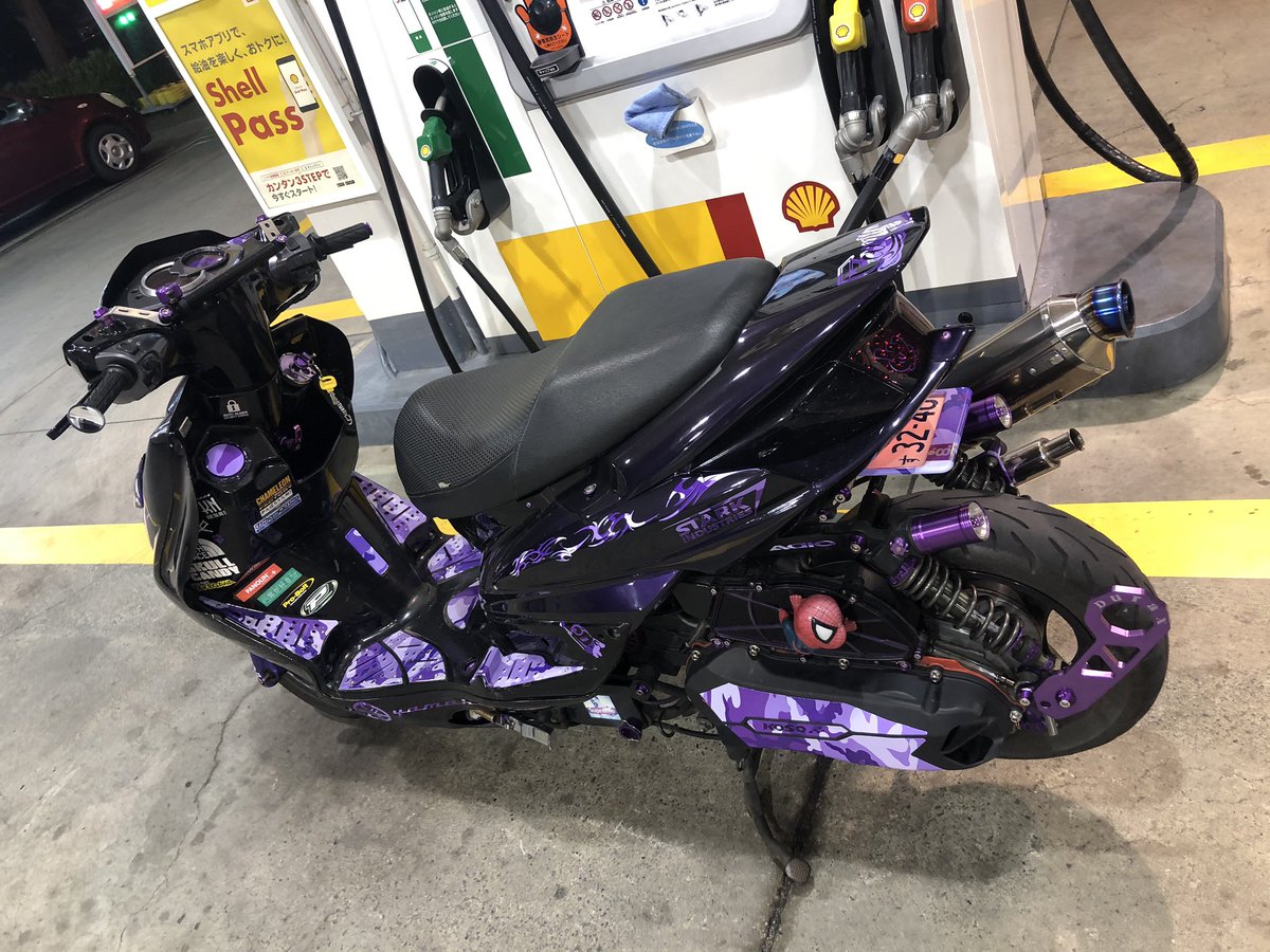 乗ったら売る気なくなった（笑） ってかFフェンダーヒビ入ってんだけど