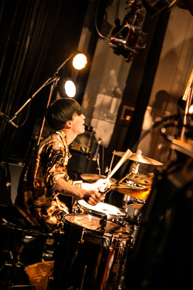 UNUBORE_OSAKA's tweet photo. 🖼UNUBORE写真館❸🖼
UNUBORE切ってのルーキードラマーコムハル❗️🤘🏻👾
#UNUBORE
#Musicinvader
#ドラム 

撮影者_ポチりさ
@69_SKATER2 https://t.co/GrfgdNU8IG