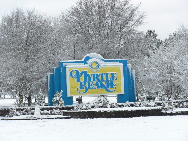 10 years ago today, the entire area, including the beaches, woke up to 3-6” of snow on the ground! It was a winter wonderland in Myrtle Beach! In typical Carolina fashion, almost all of it melted by the end of the day. If you have a photo, I’d love to see it! #scwx #ncwx