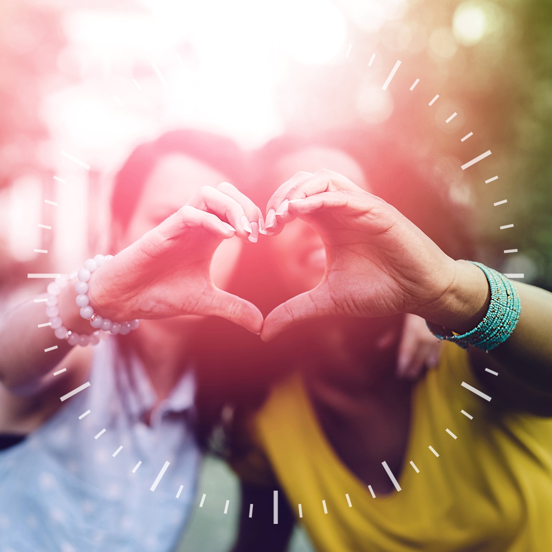 It’s Galentine’s Day! What, you didn’t know?!? Well there’s still time to be that friend you always want to be and dial up a girls’ night. Tag a friend you'd like to share GAZE with in the comments below! 
#GAZEWineCocktails #DrinkInTheMoment