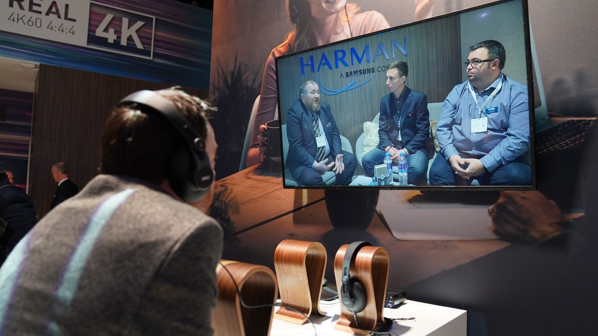 AKGaudio's tweet photo. Guests at #ISE2020 stop by the #HARMANPro booth to check out the latest podcasts & media sessions, listening through the all-new #AKGK371 headphones. Luxury comfort, legendary AKG sound, + so much more—experience it all in Hall 1, Stand F5 & F10. https://t.co/4zVpGkY6tq #AKGxISE https://t.co/yIXzUApmCV