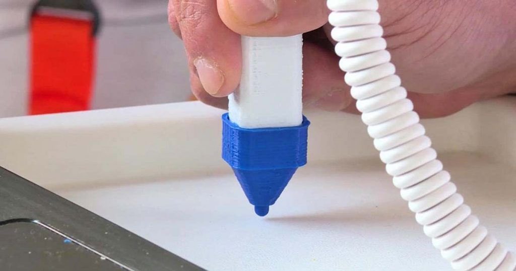 AjfvIgualdad's tweet image. Crean un lápiz ✏️ que traduce la escritura braille a texto 📖 y audio 📻. @Noteikin es la empresa que ha lanzado al mercado este lápiz que busca favorecer al campo académico 👨‍🏫 de las personas con #discapacidad visual. #igualdad #vitorinos 

👉🏻tododisca.com/crean-un-lapiz…