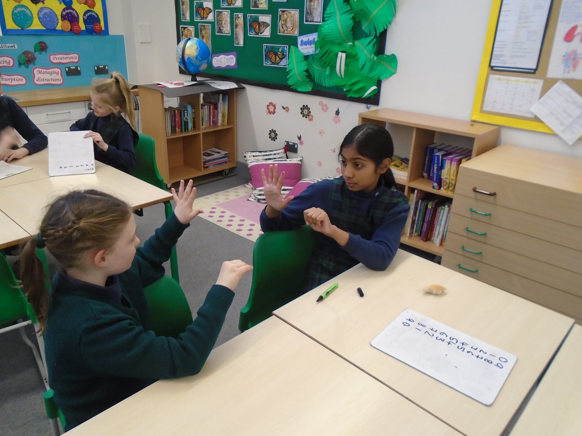 AbbotsHill's tweet image. Maths surgery was busy this morning with many pupils from Years 3-6 dropping in to ask our Year 6 Maths Ambassadors for some mathematical help. #Teamwork #AProblemShared