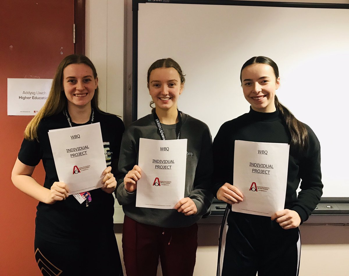CraigCoombsMA's tweet photo. Well done to the top 3 Dance Welsh Bacc students for today’s hard work! #aimsandobjectives @NPTC_Creative @NPTCGroup https://t.co/pzb3t1fOTe
