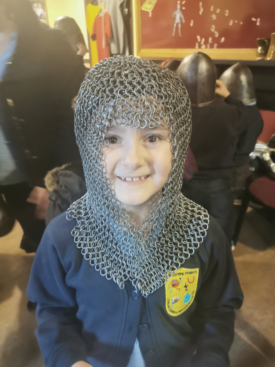 The chain mail helmet was very heavy!! Do you think we make good knights? <a href="/cardiff_castle/">Cardiff Castle</a> <a href="/LansdownePS/">Lansdowne Primary</a> <a href="/BButler_LPS/">Ivy Class</a>