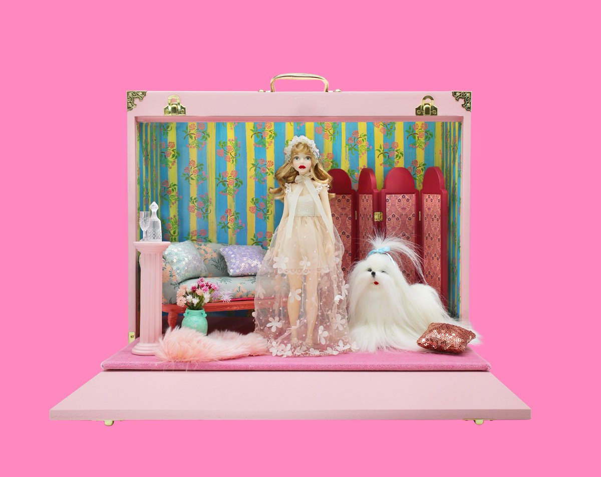 KLOKA doll house ｸﾛｰｶｰ ﾄﾞｰﾙﾊｳｽ ｵﾀﾞﾆﾐﾕｷ www.krzysztofbialy.com