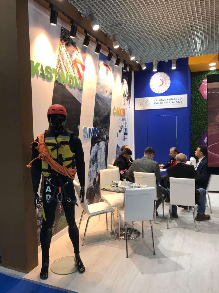 TC_KUZKA's tweet photo. Türkiye’nin ilk ve tek Macera Turizm ve Doğa Sporları Fuarı Adventure Turkey’deyiz. #MacerayaKatıl
@travelkastamonu @travelsinop @travelcankiri
#macera #doğa #adrenalin #yürüyüş #kamp #doğaturizmi #kayak #adventureTurkey https://t.co/ACT6PqiJBt