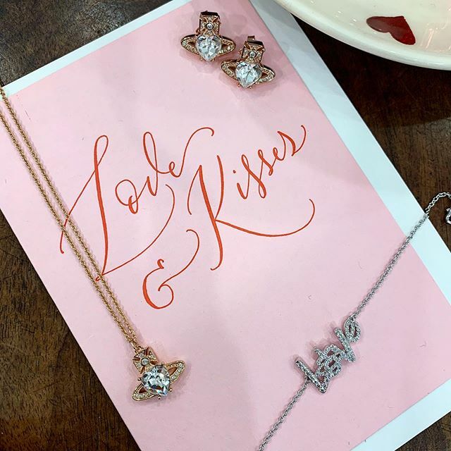 Find the perfect gift for Valentines Day @agathaboutique ♥️ ift.tt/2HjS3Sj