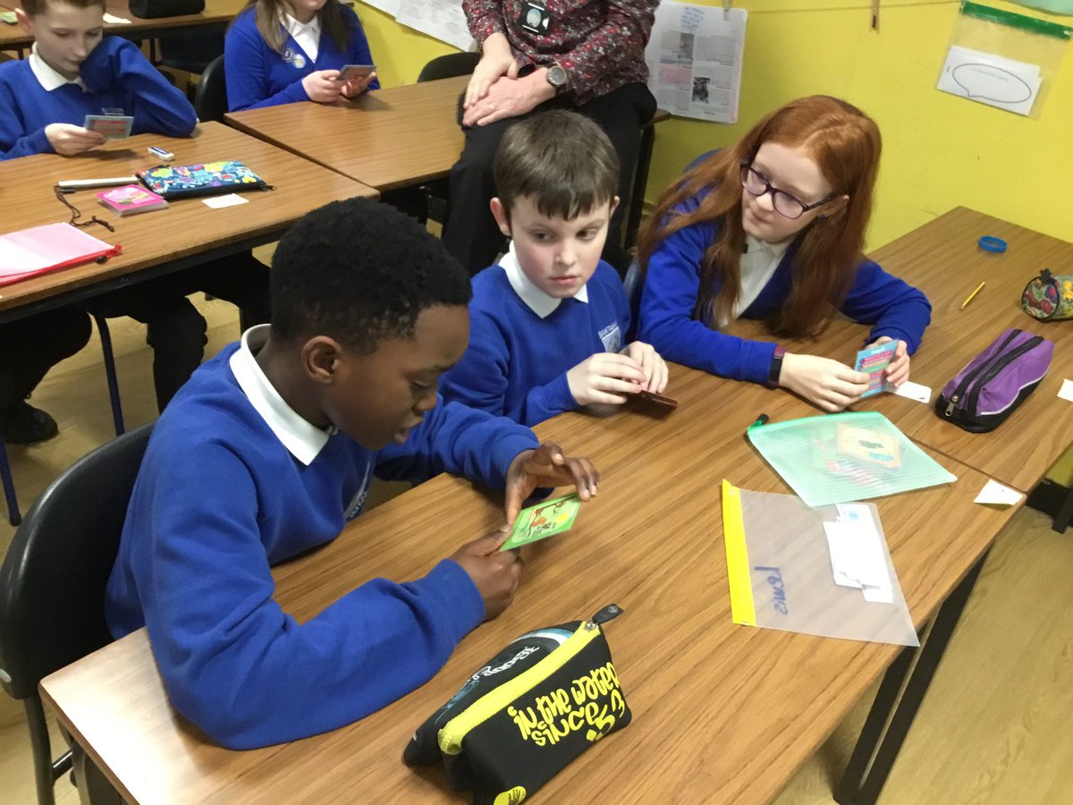 mrsmitchell_l's tweet photo. Playing Brainbox with Claire from @ScottishSPCA to learn lots of facts about animals! Sheep can see behind them without turning their heads! ๐ Owls can turn their heads 270degrees ๐ฆ#banttechweek #banttech https://t.co/EqtzCjyWKb