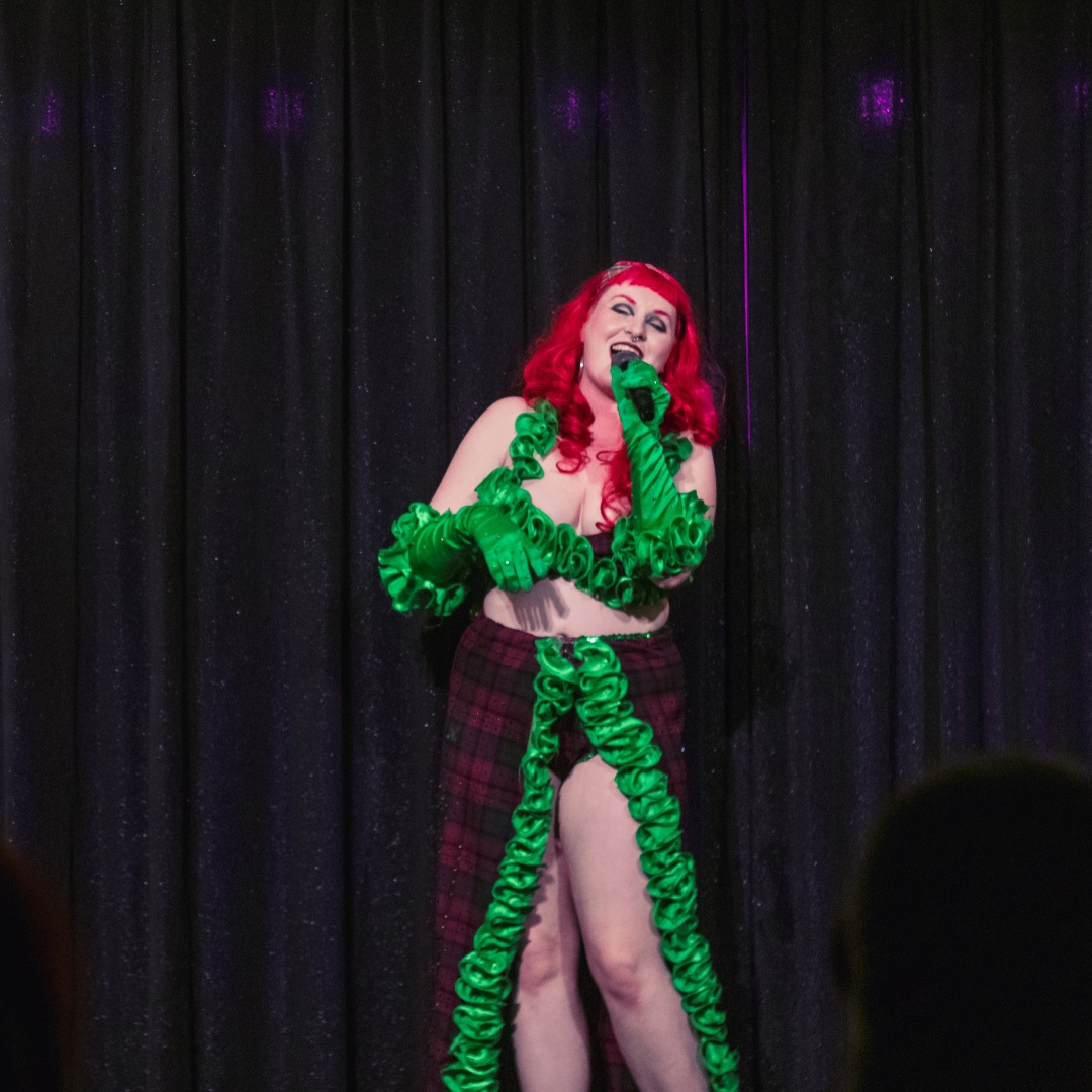 It's not too late to book in for our Valentine's spectacular... an intimate evening with delicious food, spellbinding performances and second-to-none service! Friday and Saturday spaces still available, email hello@wildcabaret.com or visit our website to book - link in bio 💃⚡🌹