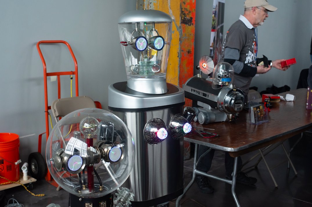 RI Robot Block Party tweet media