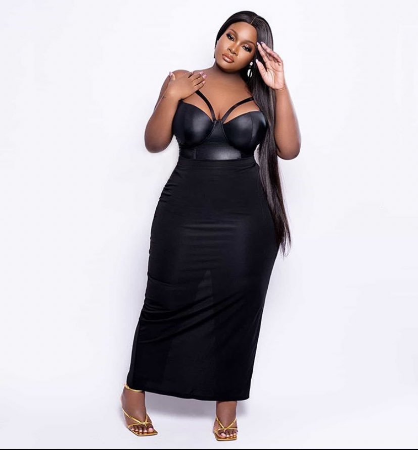 zenmagafrica's tweet image. OMG Toolz looks so amazing 😍😍😍😍😍🖤🖤🖤

👩🏽‍🦱 @ToolzO 

#ZenMagazine #toolz