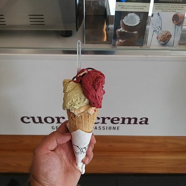 Alguém aceita?

#gelato #whynotAlguém aceita?

#gelato #whynot
