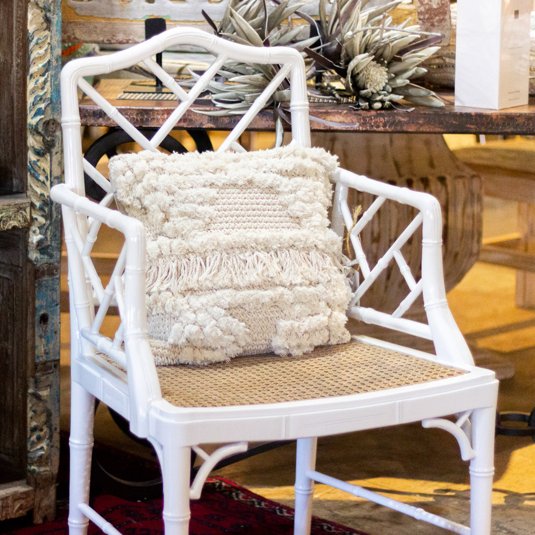 TreehouseG's tweet image. We chairish you! Shop our unique chair selection all around the store. Complimentary champagne Thursday-Sunday. Come join us! ⁣
⁣⁣⁣⁣⁣⁣
#treehousegallery #treehousegalleryfurniture #homedecor #homedesign #homeaccents