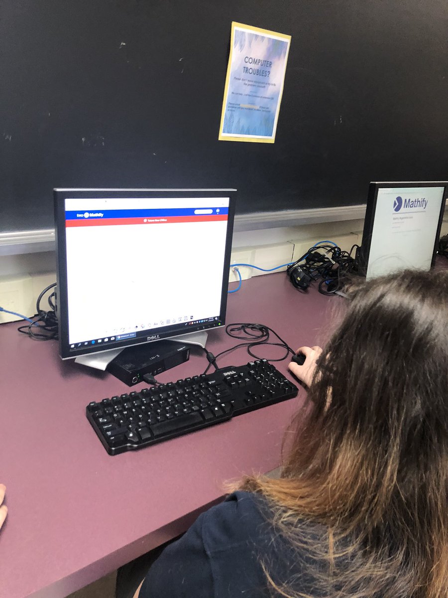 SPCSSFalcons's tweet photo. Thanks Mr Mulder for introducing our 7-10 math students how to access free math tutoring at home from 3:30-9:30 Sun to Thurs evenings on TVO Mathify!! Access it from your St Paul VLC #excellentresource https://t.co/nkrqLfjBcd